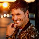 artist image Chayanne Quiero Bailar Contigo En Todo Estaré