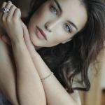 artist image Вика Дайнеко Крылья Бьётся сердце