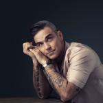 artist image Robbie Williams Supreme Sing When You're Winning