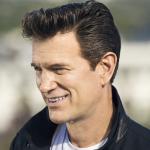 artist image Chris Isaak Kiss Me Like A Stranger First Comes the Night