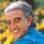 artist image Edip Akbayram Kızımın Adı Sevgi Bir Şarkın Olsun Dudaklarında