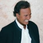 artist image Julio Iglesias 01  La Gota Fria Ma vie - Mes plus grands succès (Best of Julio Iglesias)