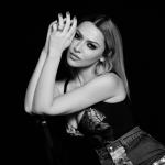 artist image Hadise Dum Tek Tek Fast Life