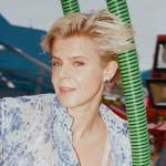 artist image Robyn feat. Kleerup With Every Heartbeat Robyn