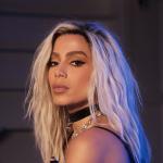 artist image Anitta Envolver Versions of Me